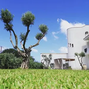 https://villa-eagle.sicilyhotelsitaly.net
