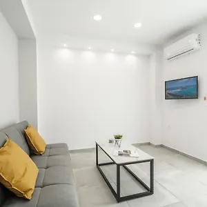 Kiani Apts Σπίτι διακοπών Καλύβες